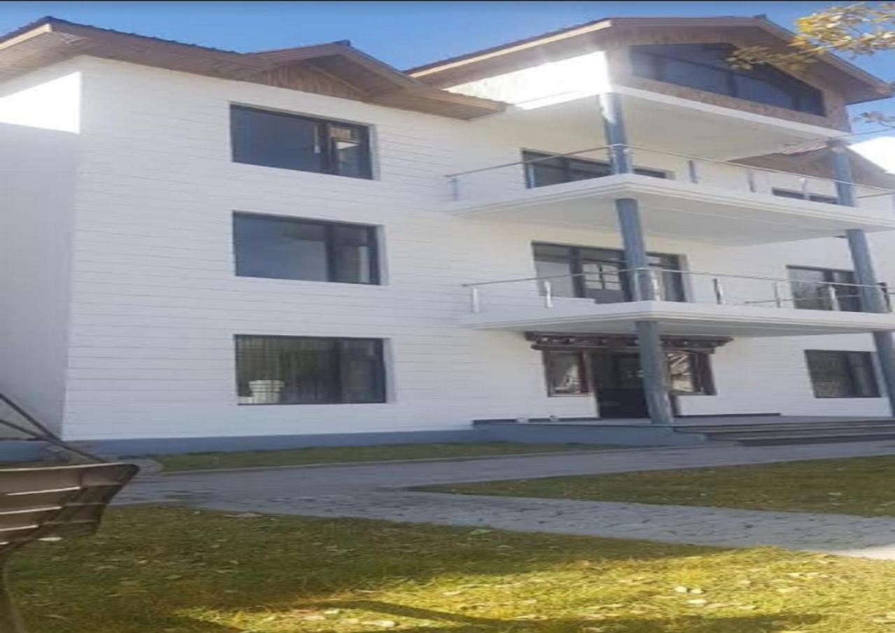 Hotel Kargil Heights Exterior photo